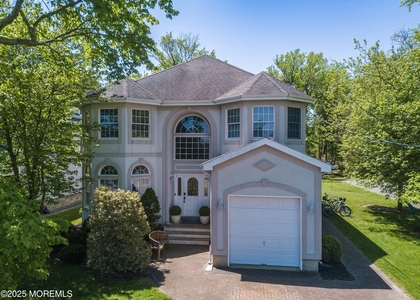 165 Osborne Avenue - Photo 1