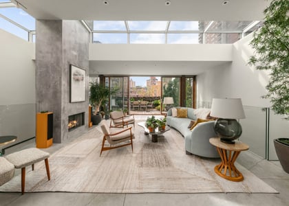 321 Greenwich Street - Photo 1