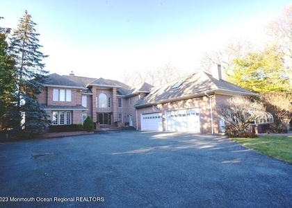 309 Lincoln Avenue - Photo 1