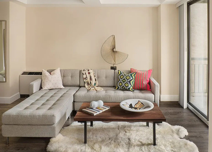 East 91st Street - Photo 1