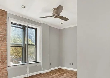 Second Avenue - Photo 1