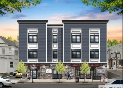 617 Lincoln Boulevard - Photo 1