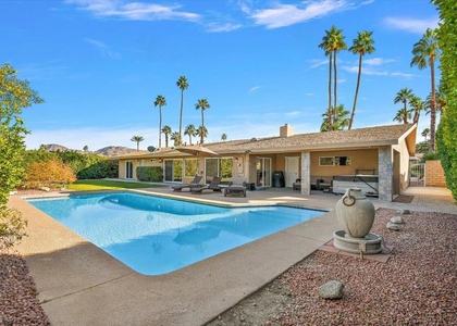 72818 Skyward Way - Photo 1