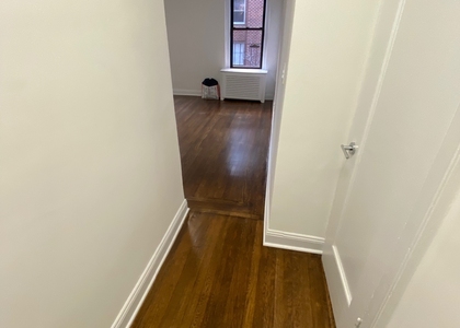West 12th Street - Photo 1