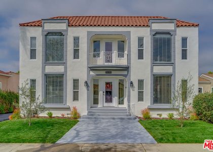 3035 West Boulevard - Photo 1