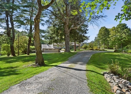 106 Old Stone Hill Road - Photo 1