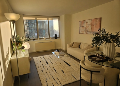 Midtown West - Photo 1