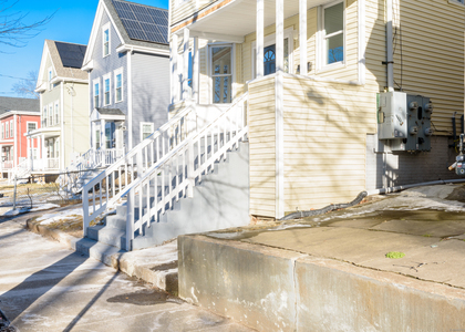 517 Winchester Avenue - Photo 1