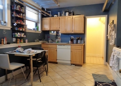 50 Carlton St - Photo 1