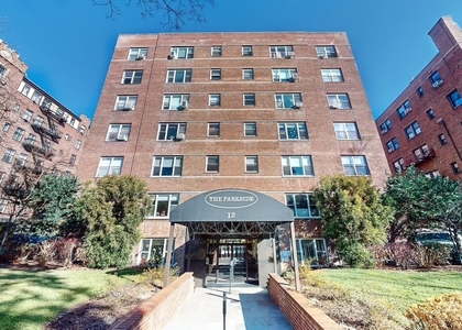Westchester Avenue - Photo 1