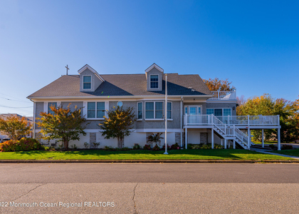 128 Park Avenue - Photo 1