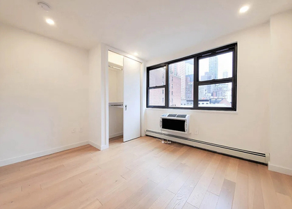 East 59th Street - Photo 1