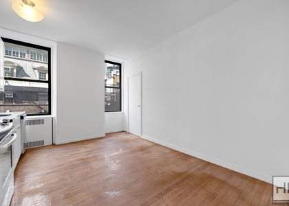 Madison Avenue - Photo 1