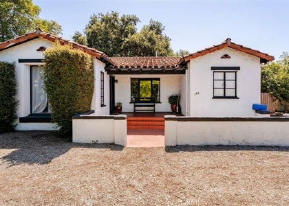 1574 N Orange Grove Avenue - Photo 1