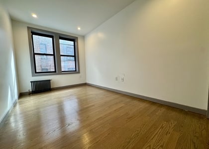 66 Ft Washington Avenue - Photo 1