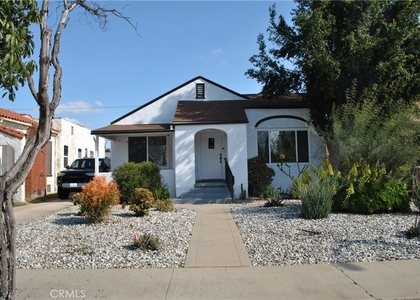 3200 Dorchester Avenue - Photo 1