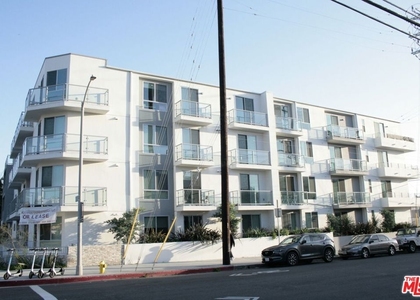 1301 S Westgate Avenue - Photo 1