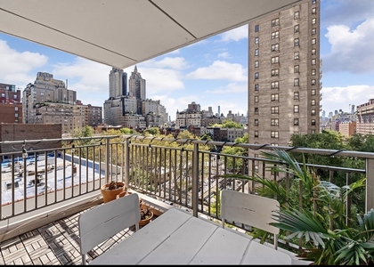 West 92nd Street - Photo 1