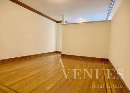 West 68th Street - Photo 1