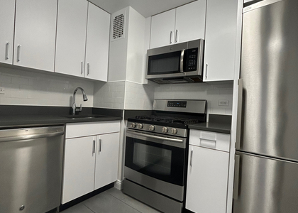 96 5th Avenue - Photo 1