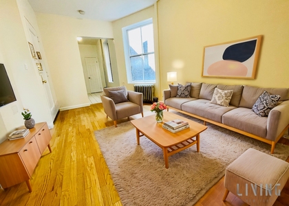 17 Greenwich Street - Photo 1