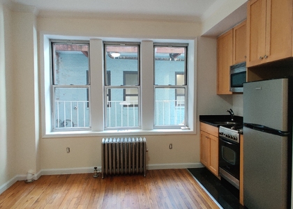 6th Ave/13 - Photo 1