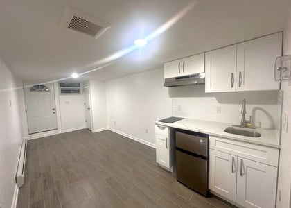 83-58 Lefferts Boulevard - Photo 1