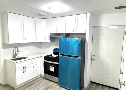 83-52 Lefferts Boulevard - Photo 1