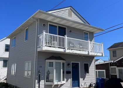 23 E Surf Way - Photo 1