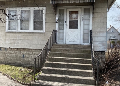 1508 S 1st Avenue - Photo 1