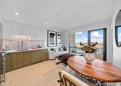400 S Broadway - Photo 1