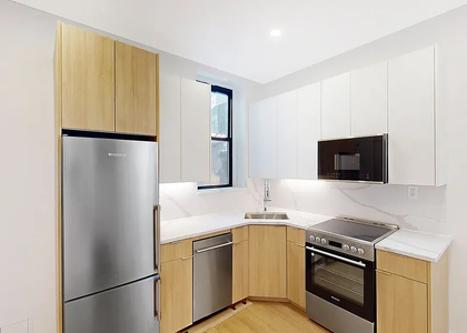 East 58th Street - Photo 1