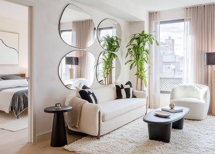 West 28th Street - Photo 1