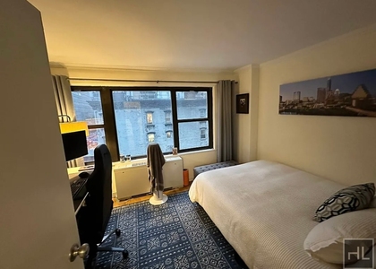 East 44th Street - Photo 1
