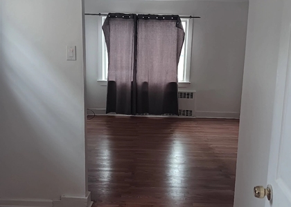 South Ozone Park  - Photo 1