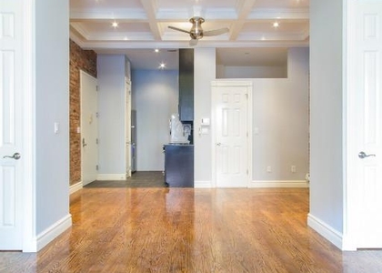 232 West 14th Street - Photo 1