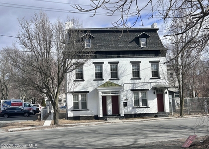 290 2nd Avenue - Photo 1