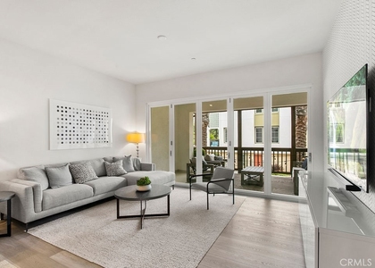 3440 Doheny Way - Photo 1