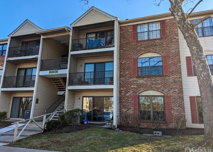 259 Hampshire Court - Photo 1