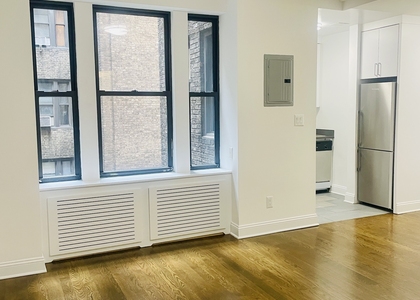 140 East 46th Street , 6M - Photo 1
