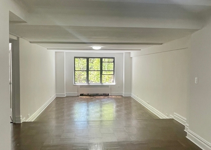 137 East 38th Street, 2E - Photo 1