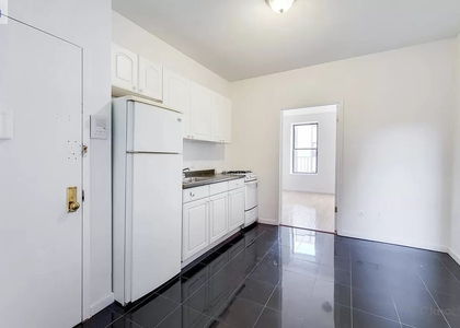 East 91st Street - Photo 1