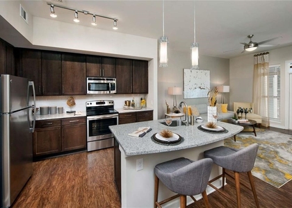 400 Belmont Place - Photo 1