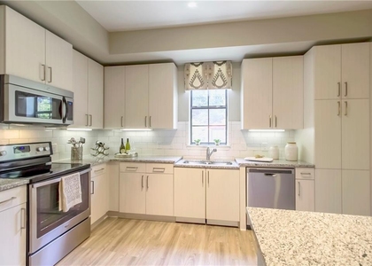 4011 Roswell Road - Photo 1