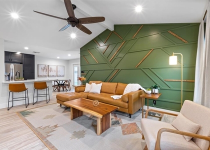801 Forest Glen Cv - Photo 1