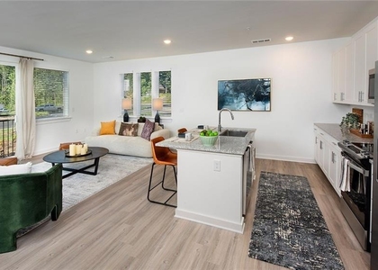 1600 Ronald Reagan Boulevard - Photo 1