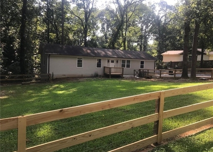 131 Fox Place - Photo 1