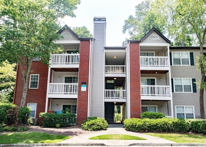 100 Ashford Gables Drive - Photo 1