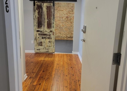 112 N Birch Avenue - Photo 1