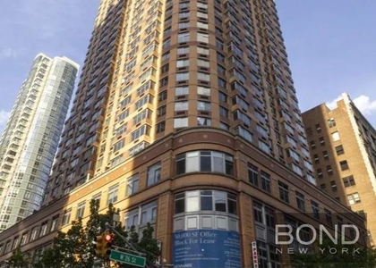 Sixth Avenue - Photo 1